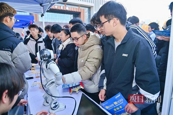 华”武汉理工大学“数智”学生社区上线凯发K8登录入口开在宿舍楼下的“嘉年(图3)