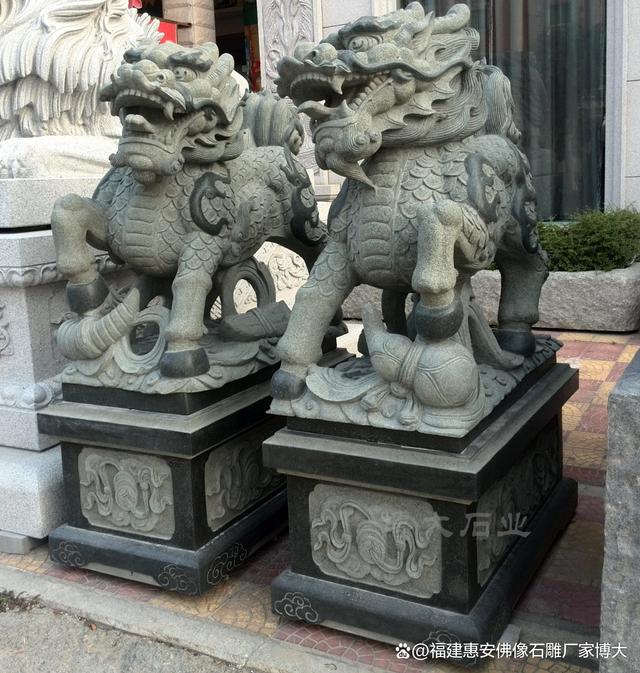 详解：最佳摆放点与注意事项凯发k8石雕麒麟安放位置(图2)