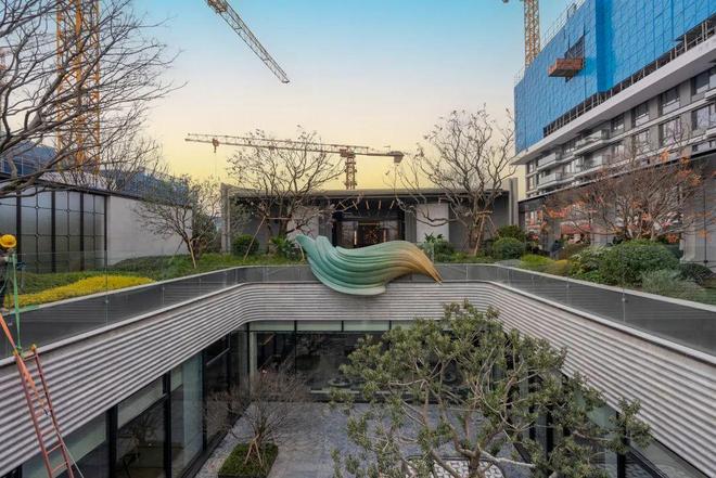西派海上网站发布：浦东热销黑马k8凯发入口®西派海上售楼处(图2)